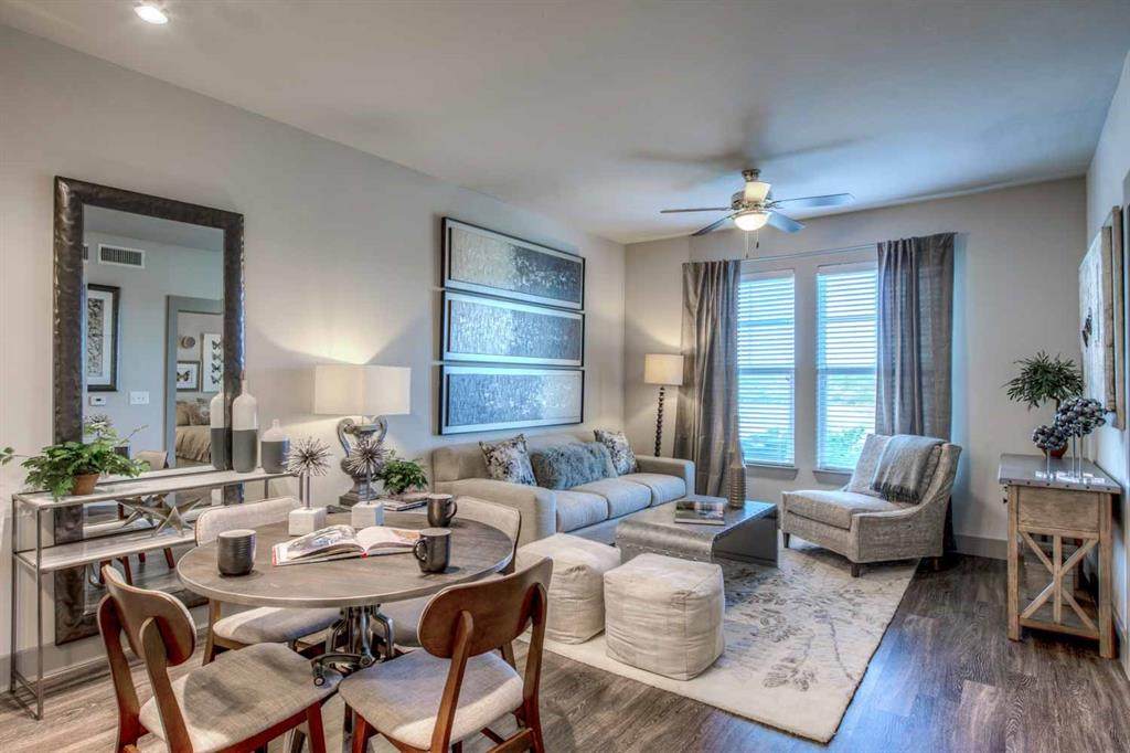 6130 N Lago Mar Boulevard - Photo 1