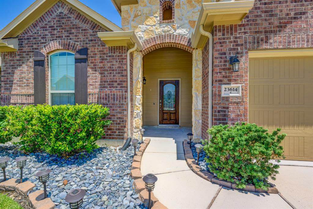 23614 Bernshausen Drive - Photo 1