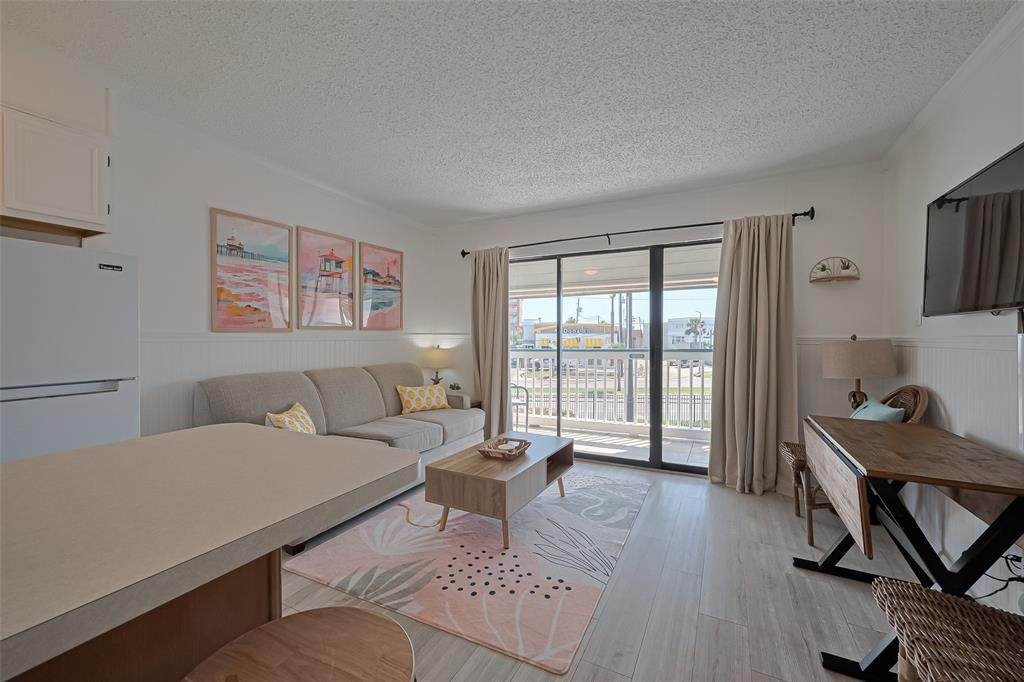 6102 Seawall Boulevard - Photo 1