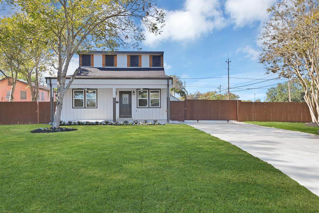202 Iowa Street - Photo 1