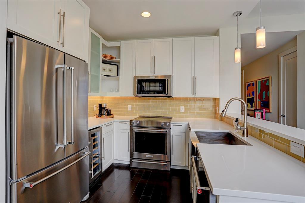 1111 Rusk Street - Photo 1