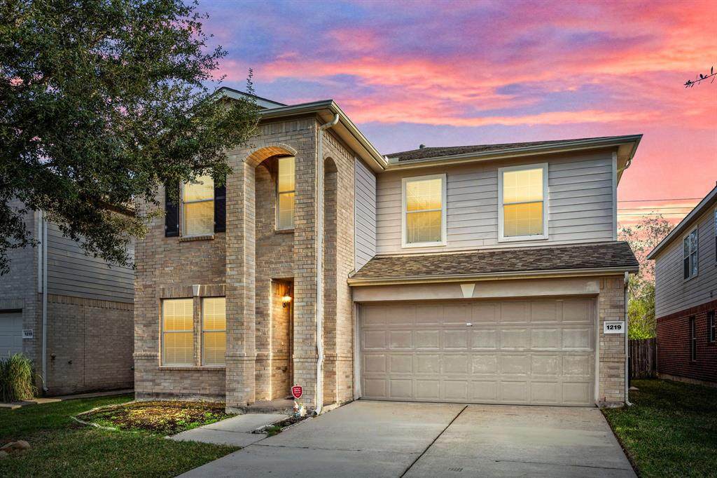 1219 Belt Lane - Photo 1