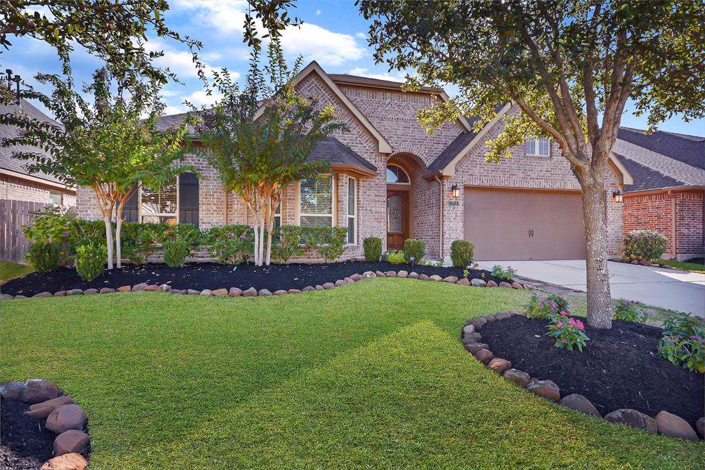 2715 Park Hills Drive - Photo 1