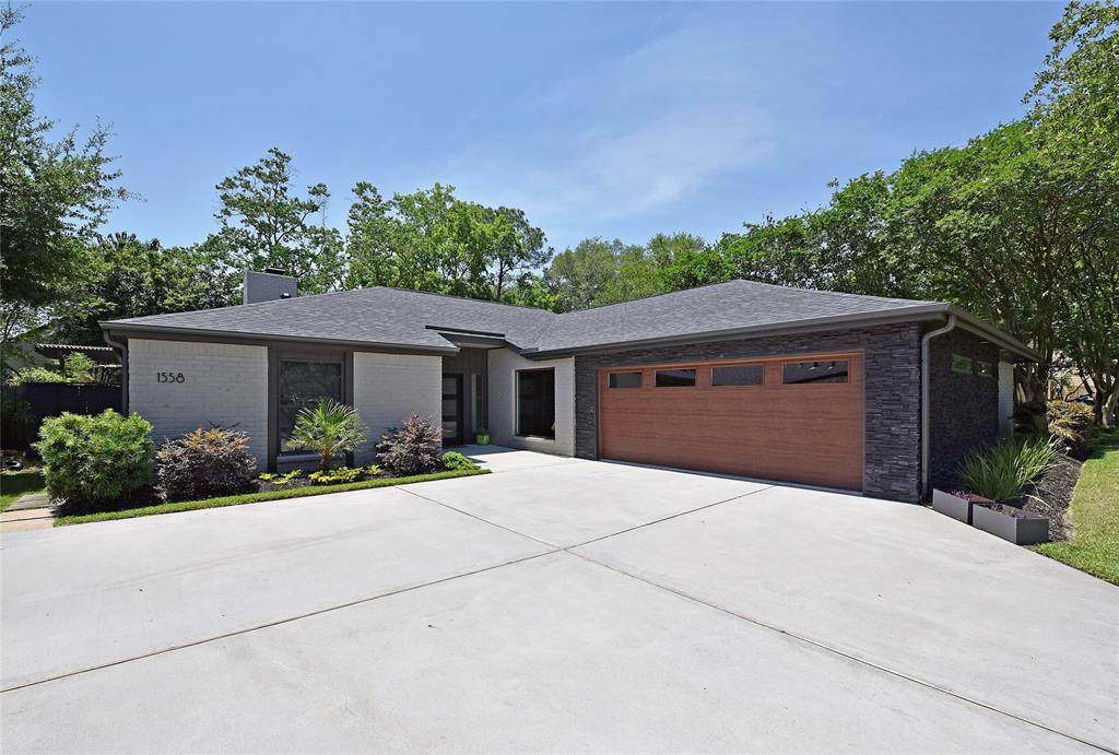 1558 Wood Lodge Drive - Photo 1