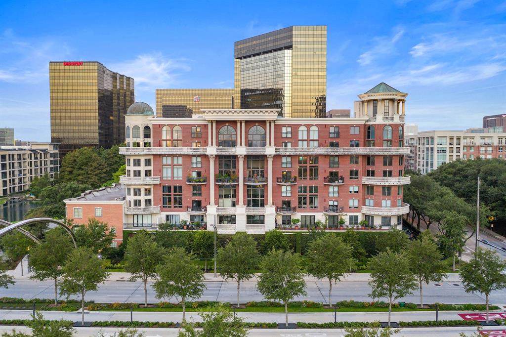 3030 Post Oak Boulevard - Photo 1