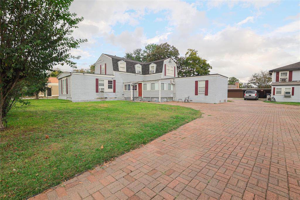 317 Lewis Street - Photo 1