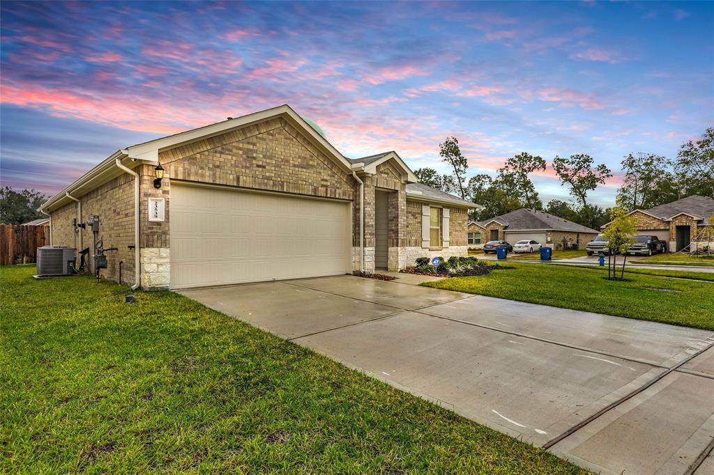 23539 Treeline Bluff Trail - Photo 1