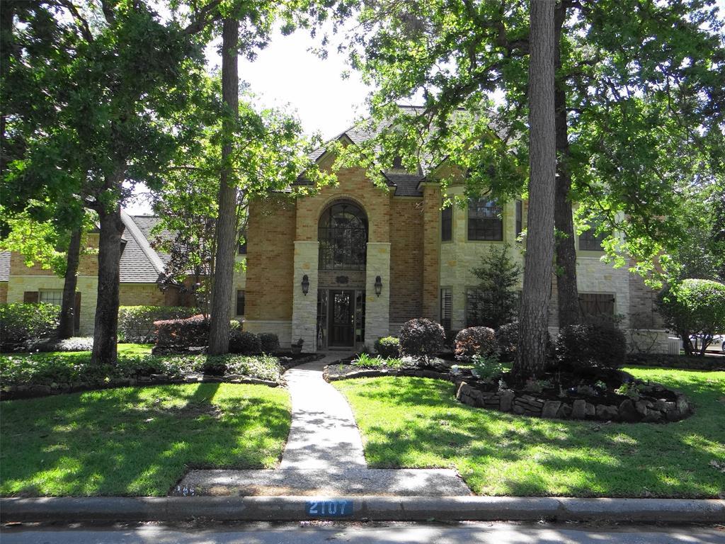 2107 Seven Maples Drive - Photo 1