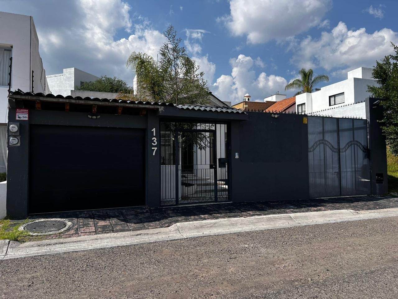 137 Paseo Del Cantil - Photo 1