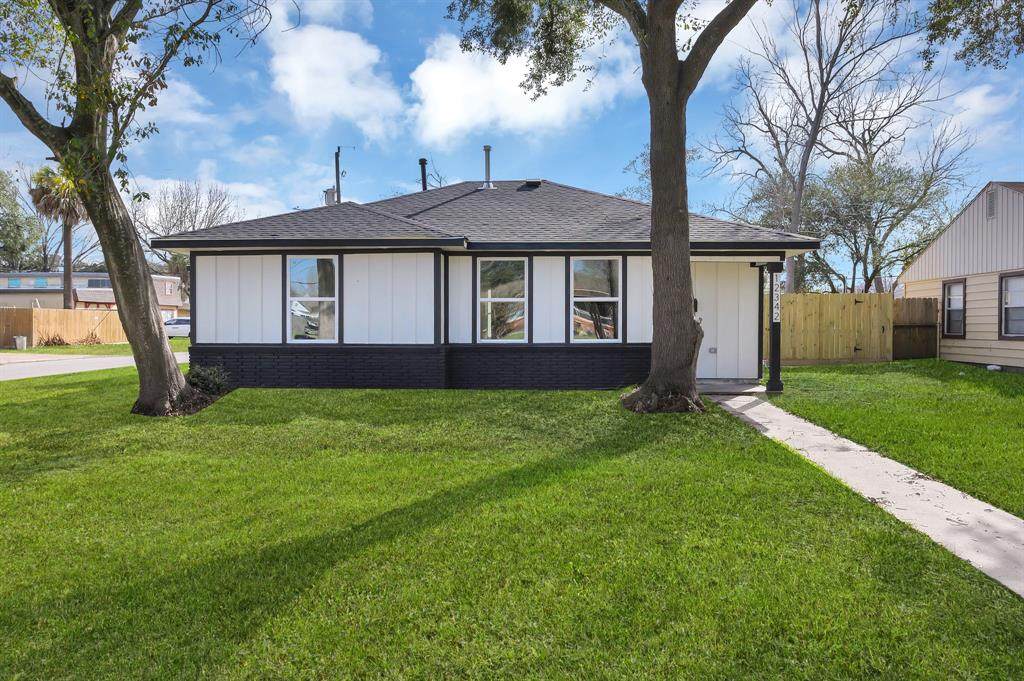 12342 Palmbeach Street - Photo 1