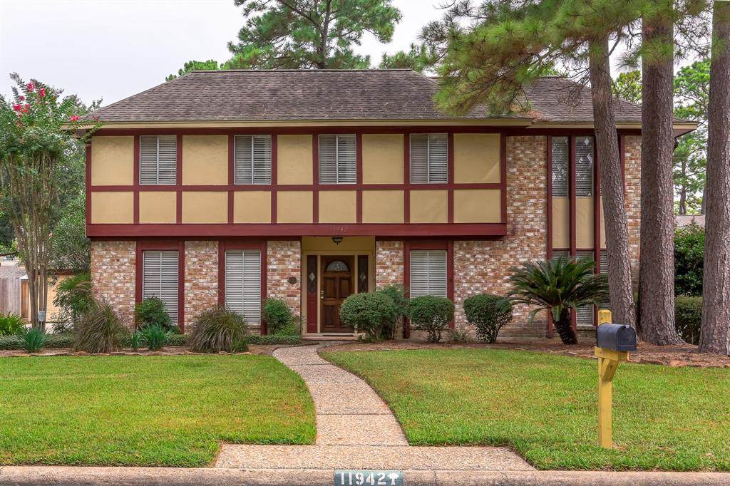 11942 Gardenglen Drive - Photo 1