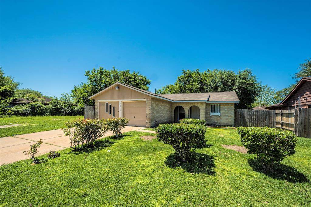 12910 Claygate Drive - Photo 1