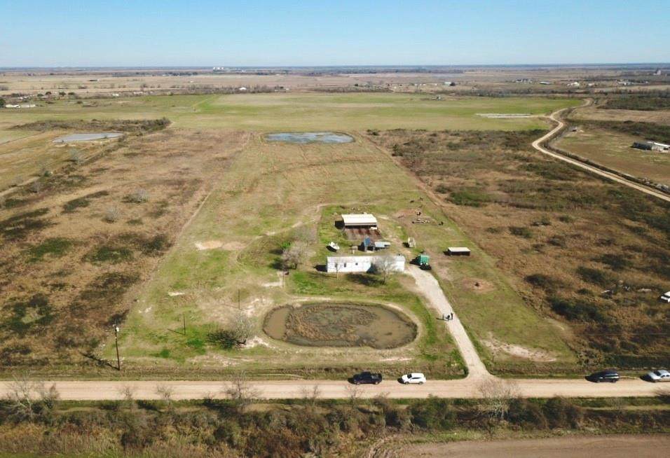 1722 County Road 248 - Photo 1