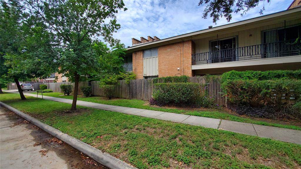 6924 Stella Link Road - Photo 1
