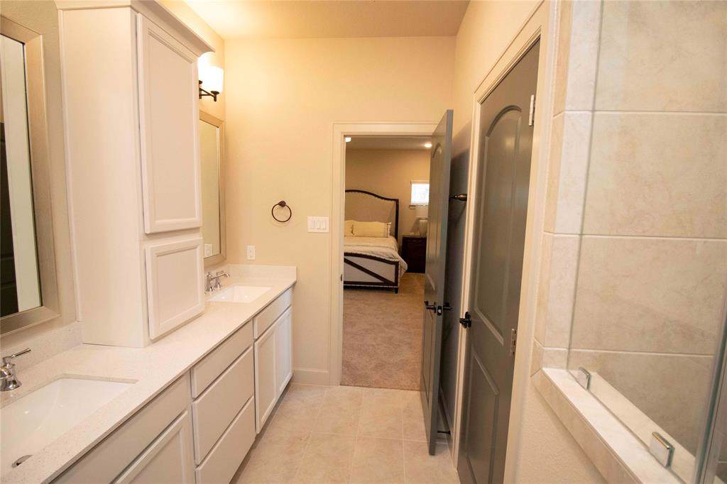 5302 W Bayou Maison Circle - Photo 1