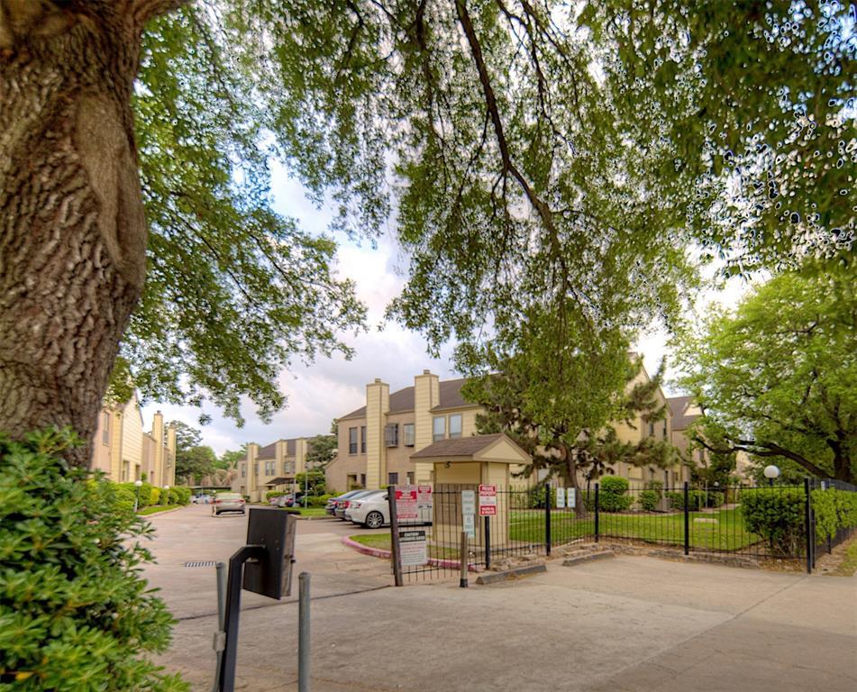 8299 Cambridge Street - Photo 1
