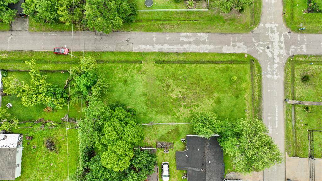 10102 Porto Rico Road - Photo 1