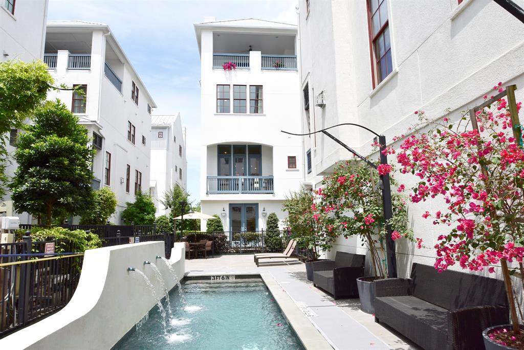 246 28th Street - Photo 1