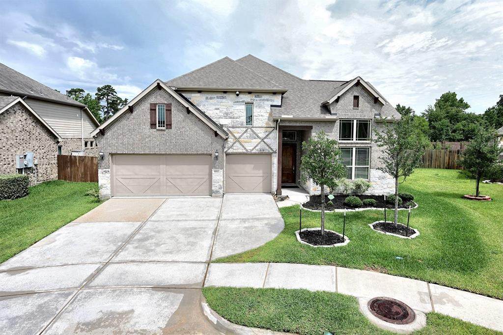 9002 Lacombe Lane - Photo 1