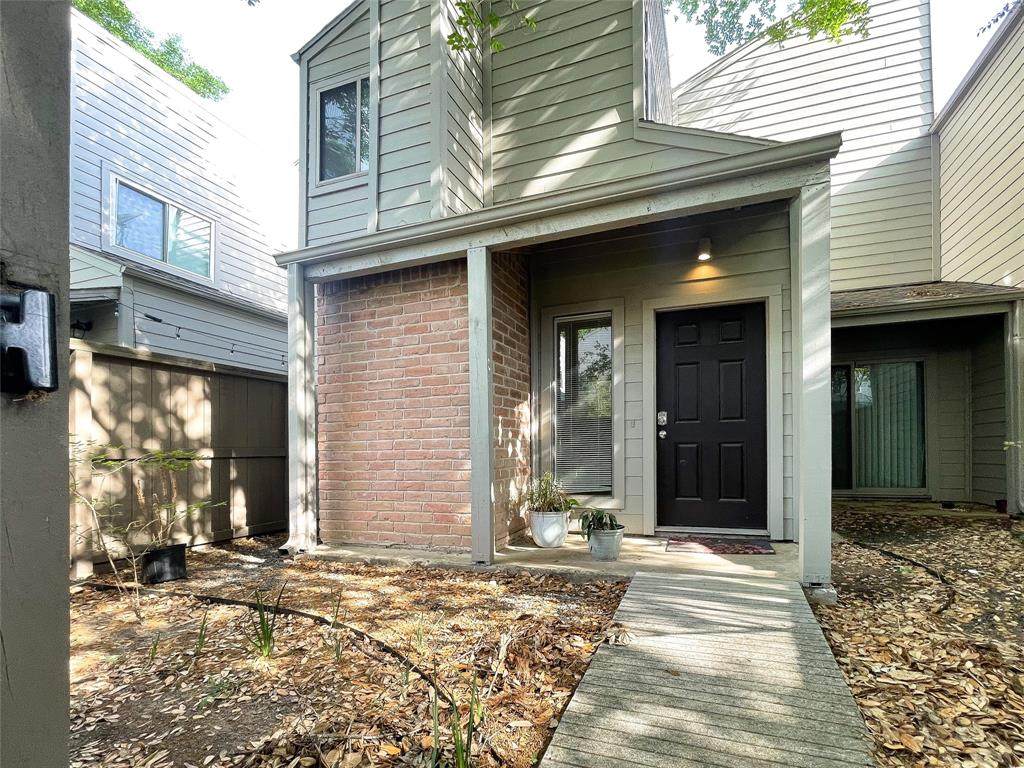 1639 Prairie Grove Drive - Photo 1