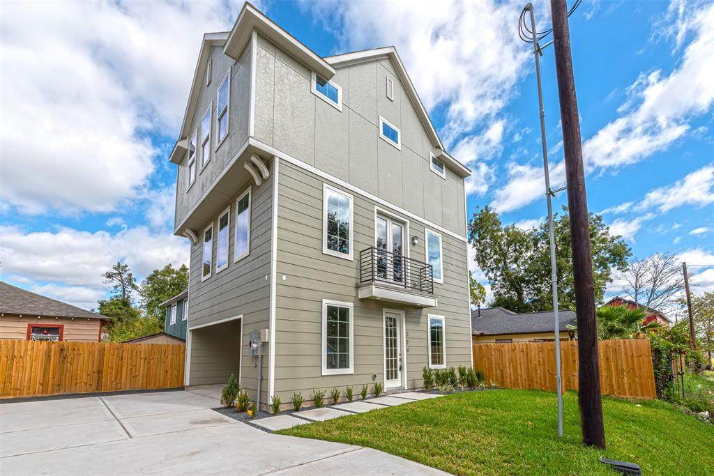 209 Cockerel Street - Photo 1