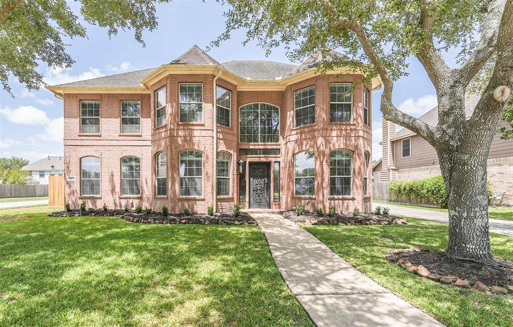 3908 Livingston Lake Court - Photo 1