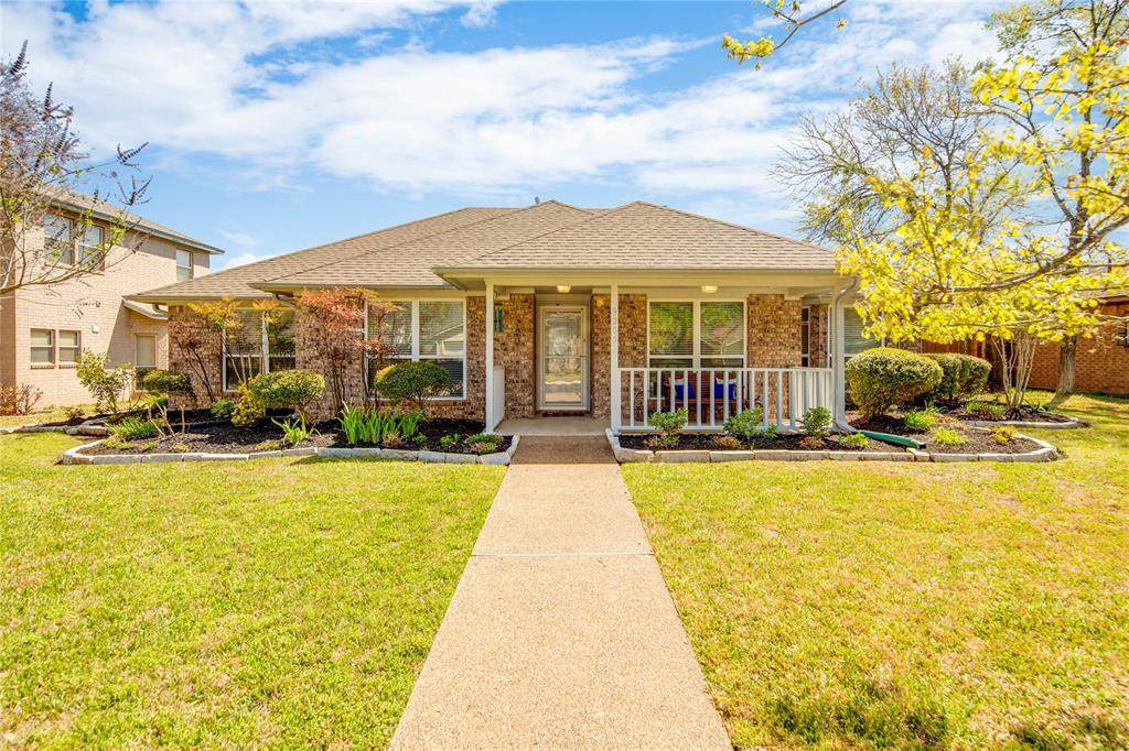 9205 Timber Knoll Drive - Photo 1