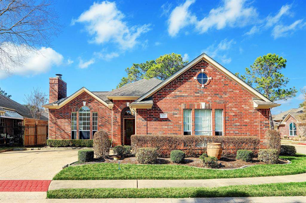 412 Forest Pines Court - Photo 1