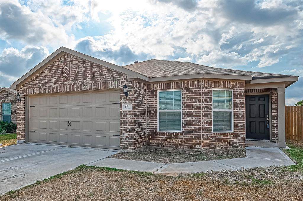 121 Cross Mason Drive - Photo 1