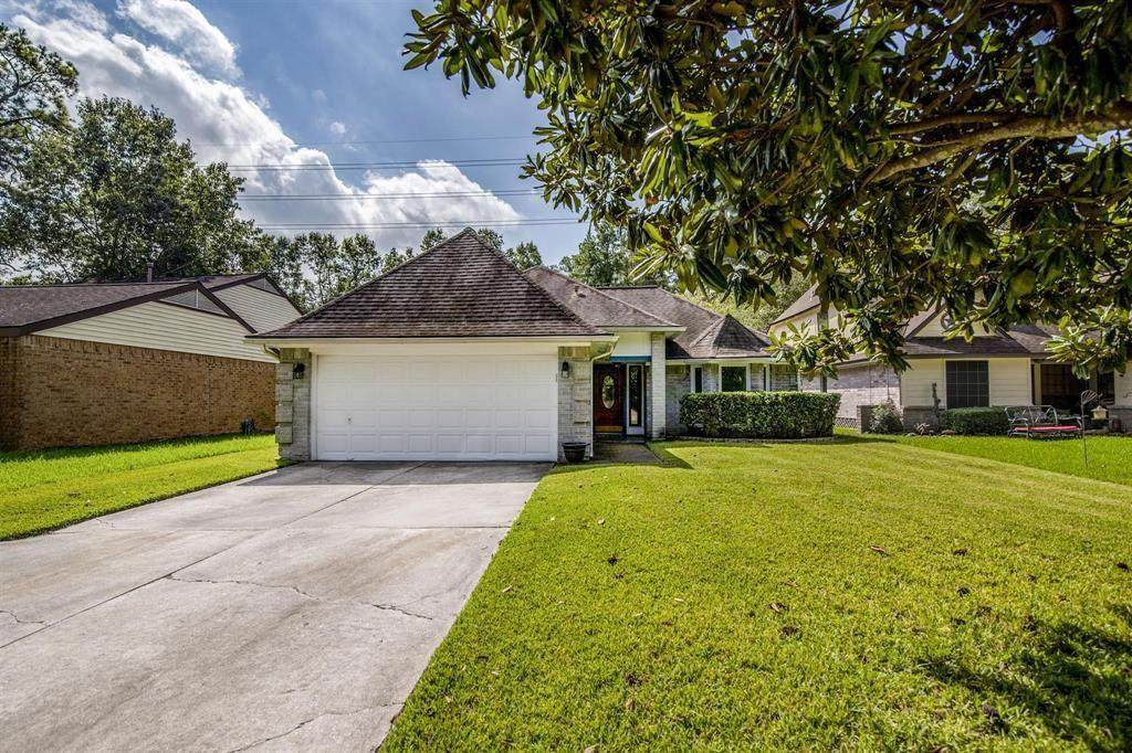 8738 Timber View Drive - Photo 1