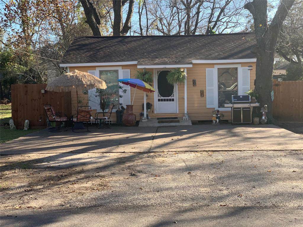 129 Orchard Street - Photo 1