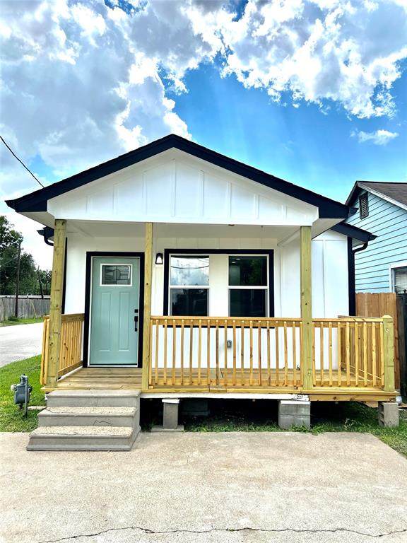 5101 Cochran Street - Photo 1