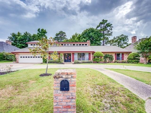205 Muirfield Drive - Photo 1