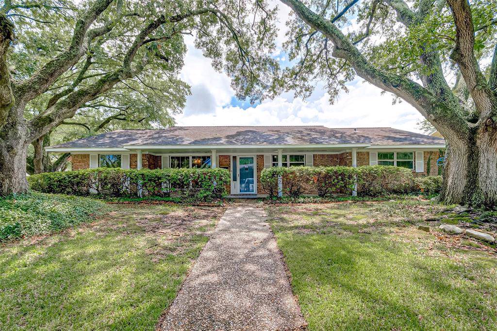 2207 Palomar Street - Photo 1