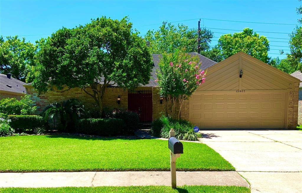 13907 Swiss Hill Drive - Photo 1