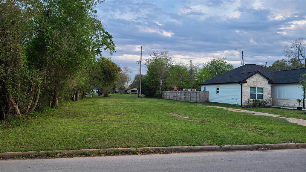 4211 6th Street - Photo 1