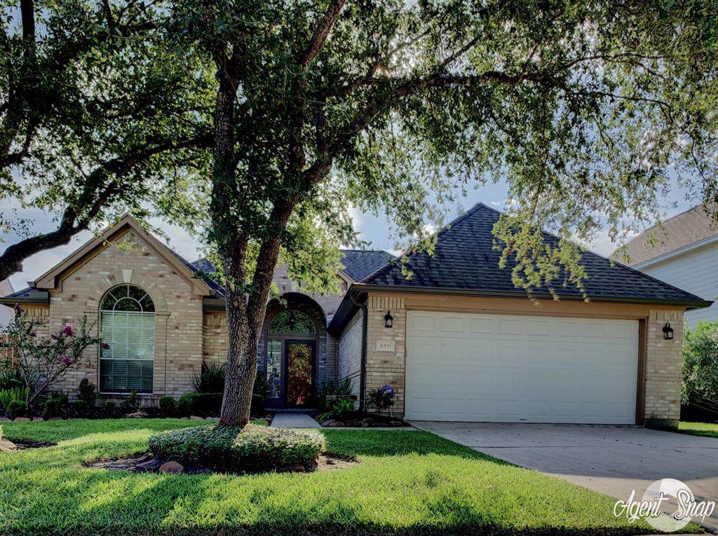 8111 Fox Street - Photo 1
