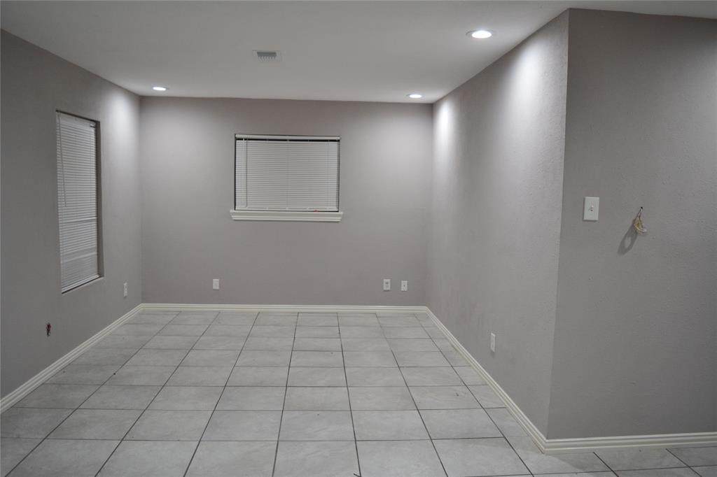 5918 Annunciation Street - Photo 1