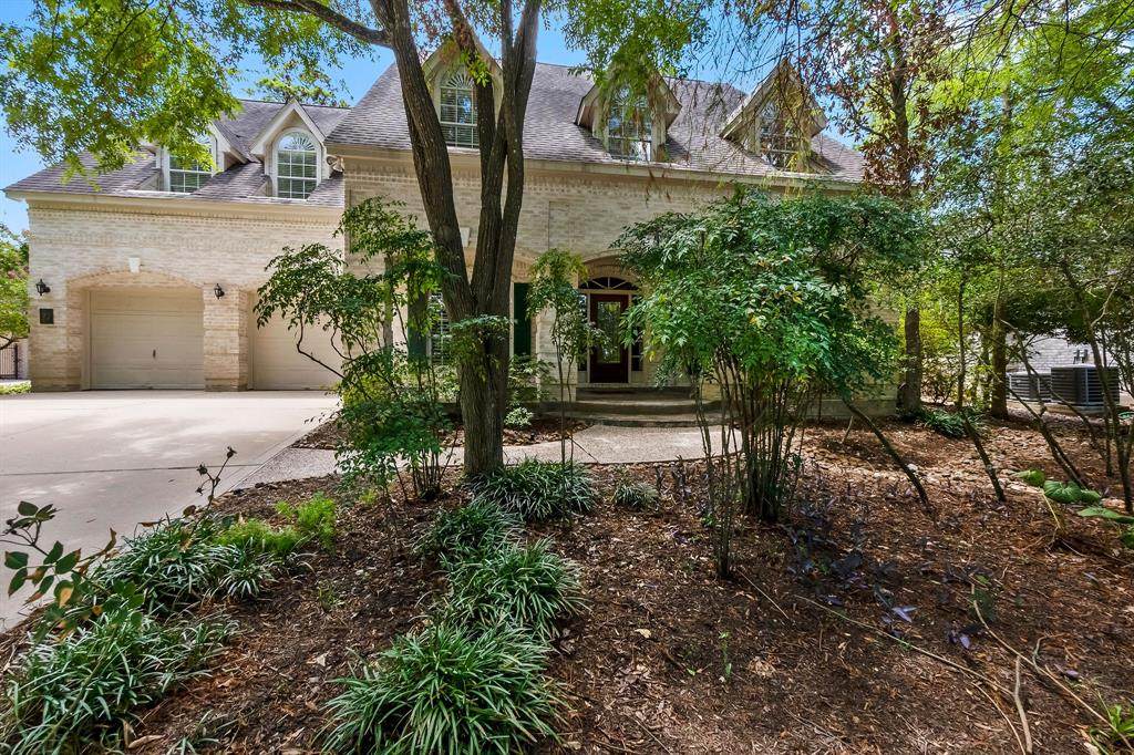 27 Carriage Pines Court - Photo 1