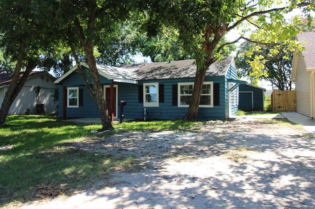 1109 Siesta Lane - Photo 1
