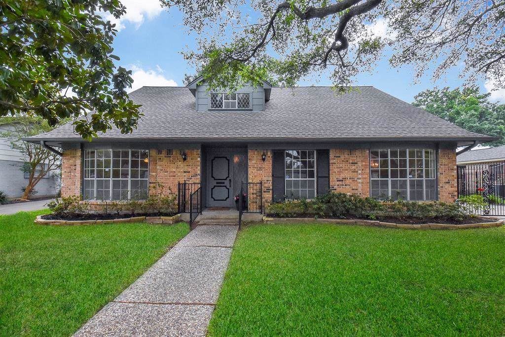 7915 Windswept Lane - Photo 1