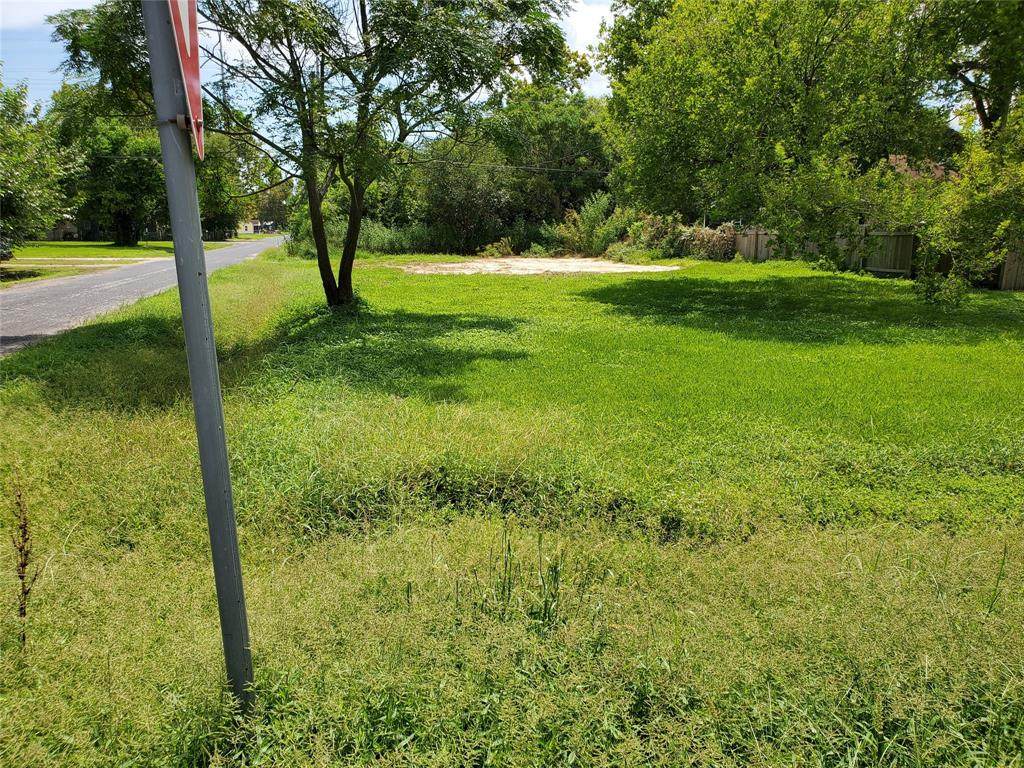 1303 2ND Avenue - Photo 1