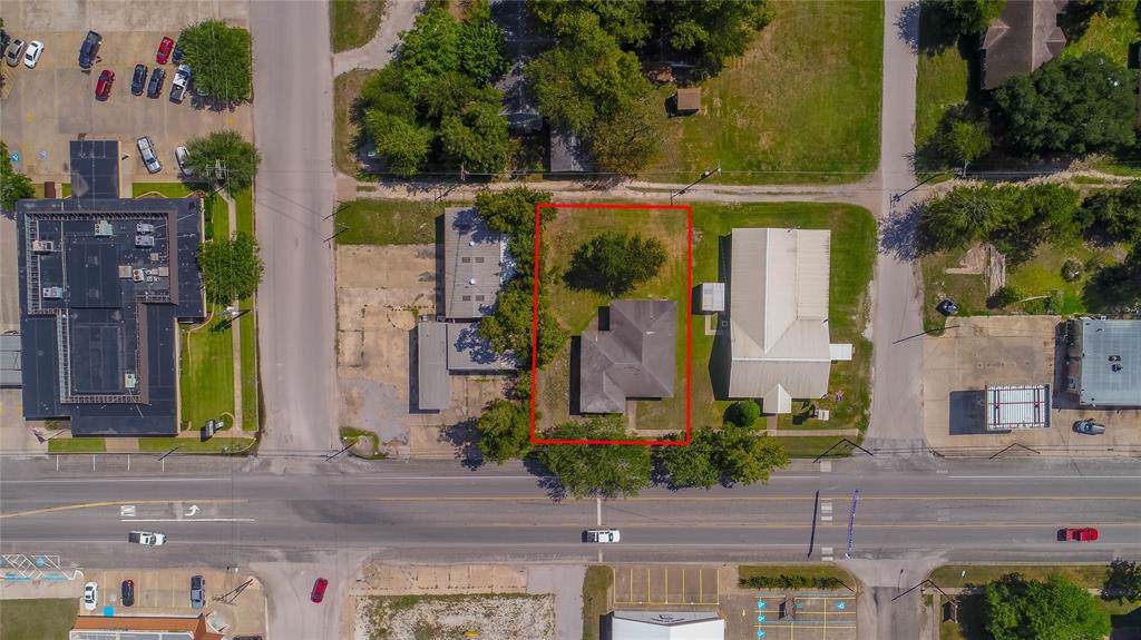 203 Robb Street - Photo 1