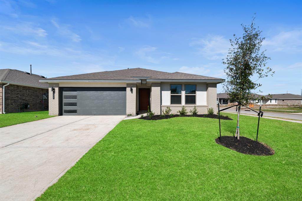 23 Desert Spring Lane - Photo 1