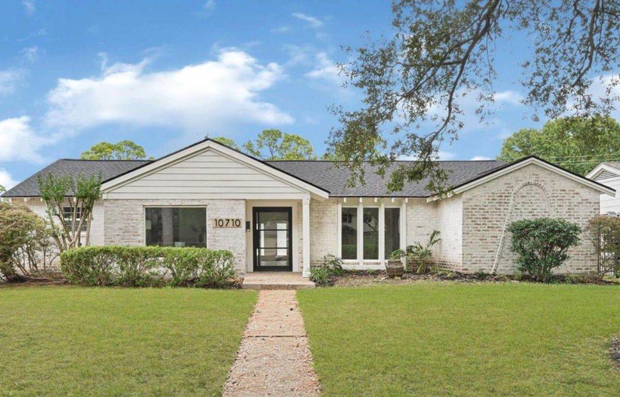 10710 Candlewood Drive - Photo 1