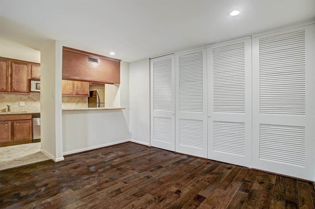 3131 Cummins Street - Photo 1