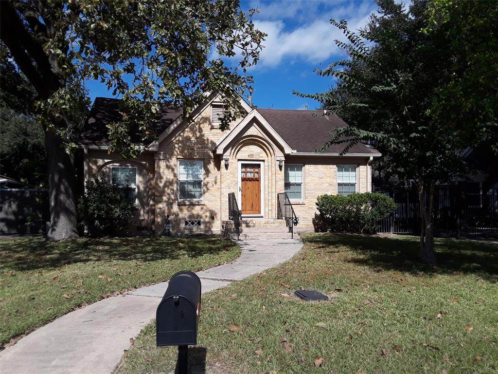 601 English Street - Photo 1