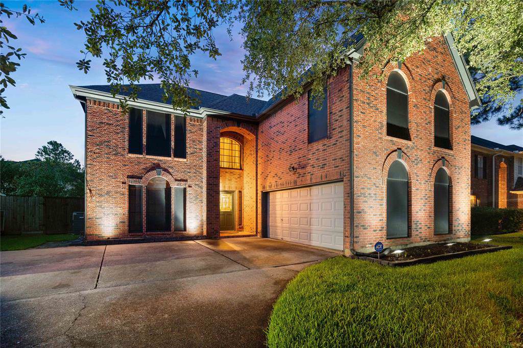 1007 Glenview Drive - Photo 1