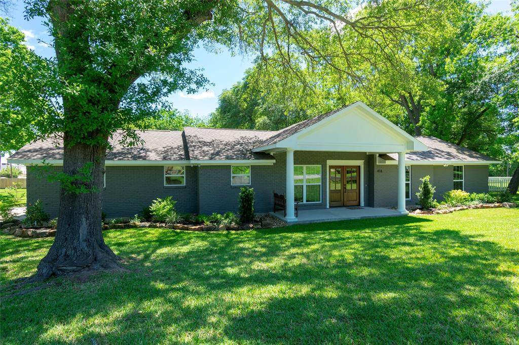 418 Louisa - Photo 1