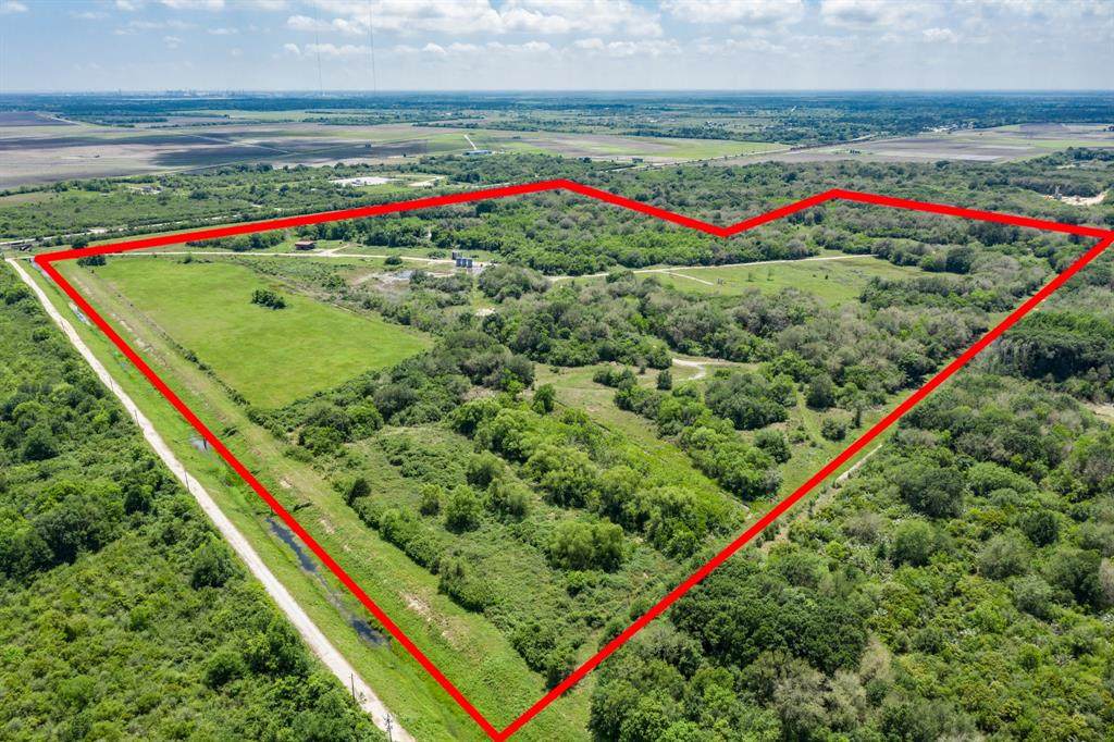 5303 County Road 169 - Photo 1 5303 County Road 169 - Photo 1